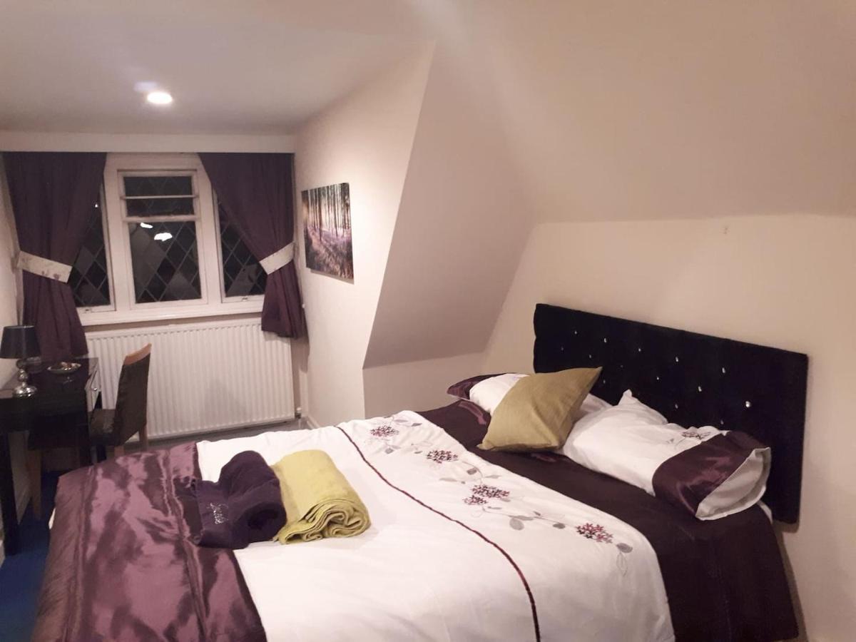 Apartamento Peaceful Retreat Hideaway Surrey Esher Exterior foto