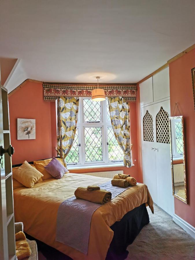 Apartamento Peaceful Retreat Hideaway Surrey Esher Exterior foto